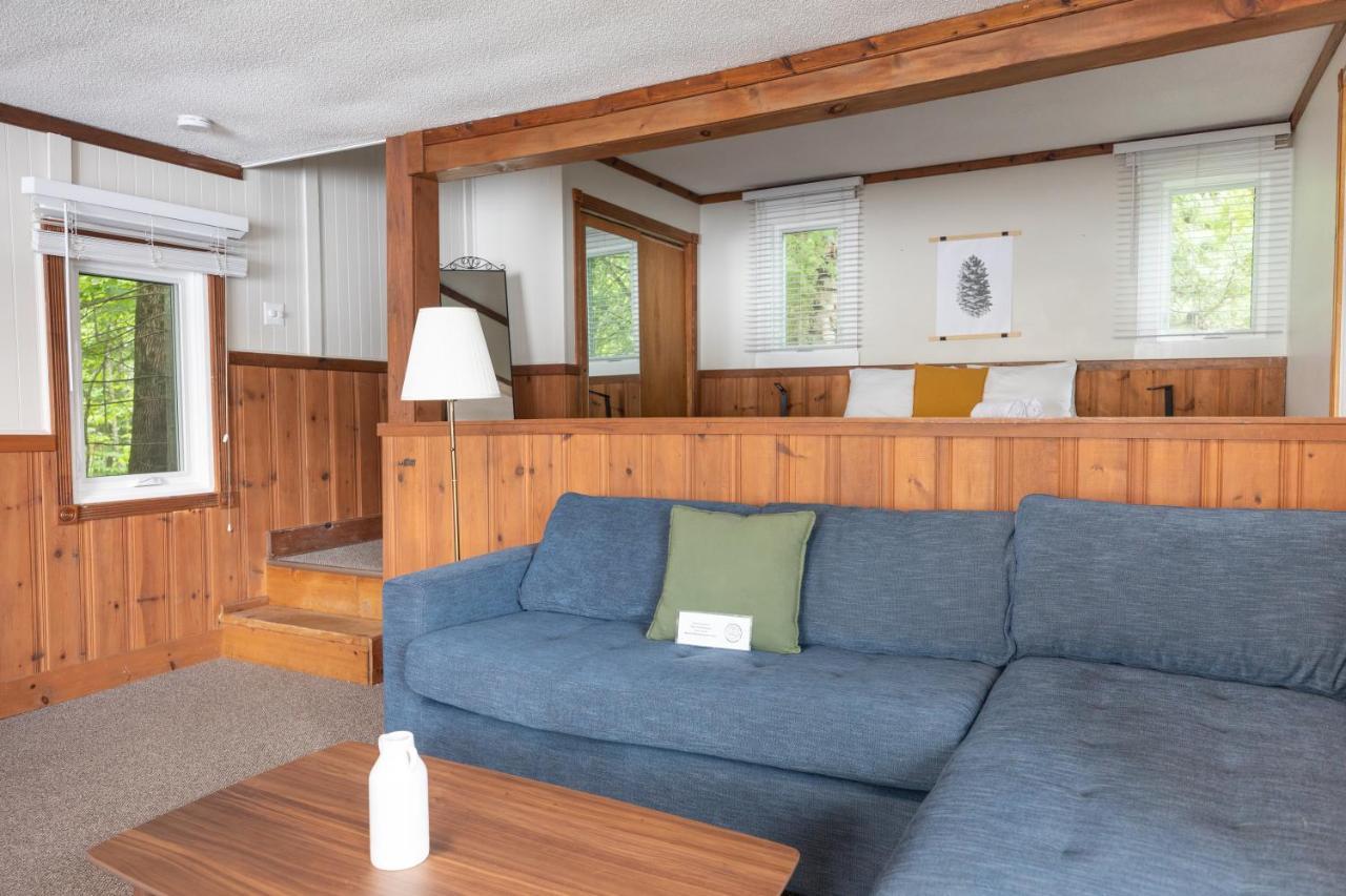 Bonnie View Inn Haliburton Extérieur photo